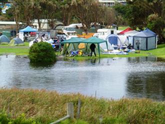 Campsite photo: 31/03/2013 at 16.30 Easter Sunday. A few campsites are affected by the rising river. Estuary Height 1.85mAHD.